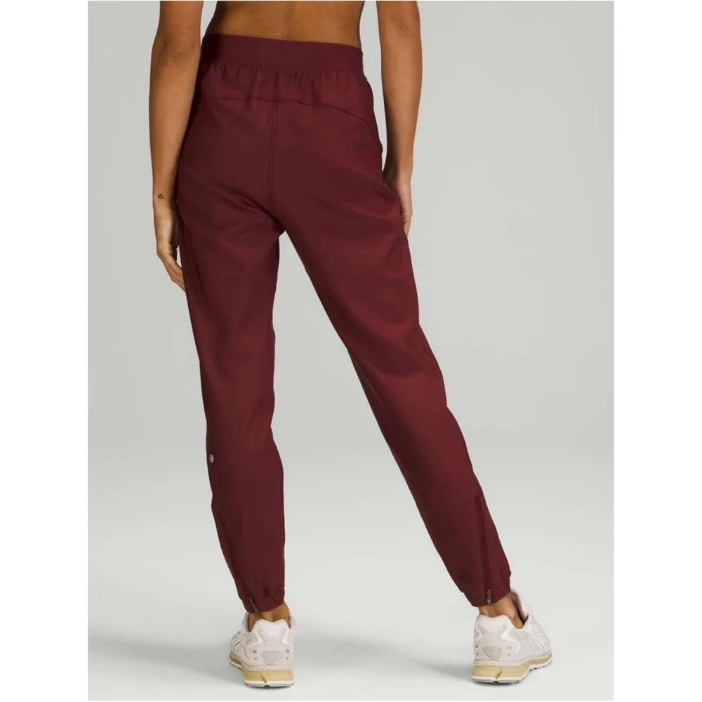Lululemon Adapted State Tech Fleece Joggers Red Merlot Size 0 NWOT